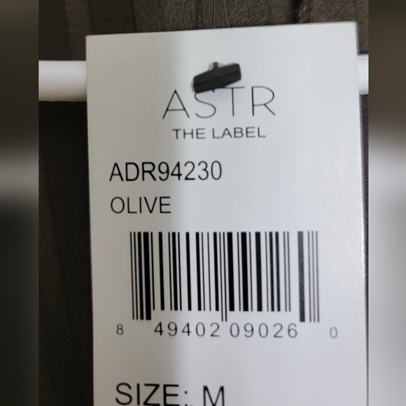 ASTR The Label | Olive Long Sleeve Wrap Dress - Picture 6 of 7